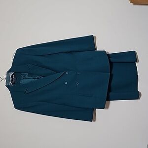 Kasper & Company 2pc Suit Green Sz 10 P Holiday Christmas Wedding Skirt Blazer